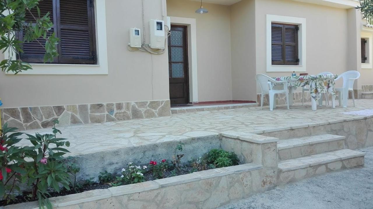 Nefele'S Apartments Ipsos Exterior photo